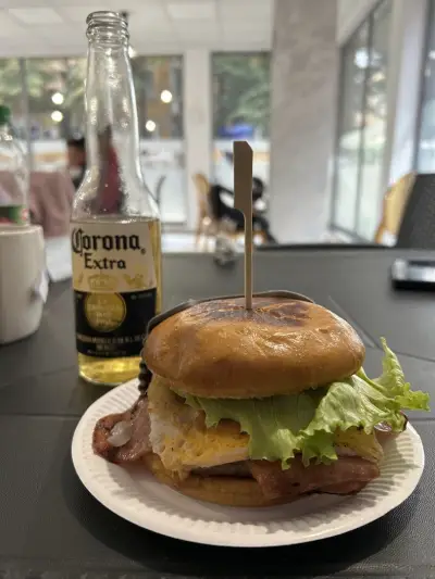 Бургер бар "Hell's burger"