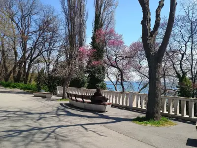 Морска градина Варна