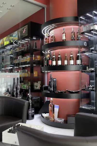 Premium Cigars & Tabacco