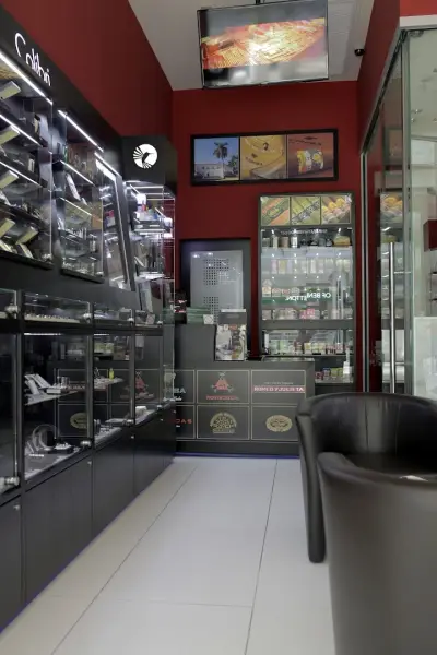 Premium Cigars & Tabacco