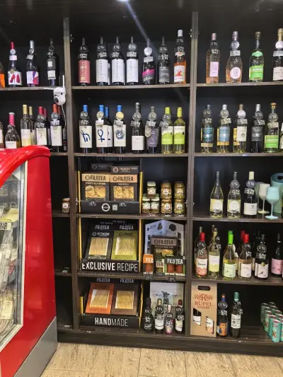 Two Sisters Shop