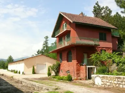 Винарска изба Боровица