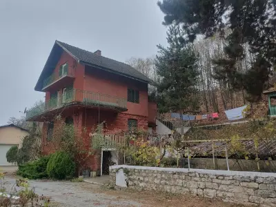 Винарска изба Боровица