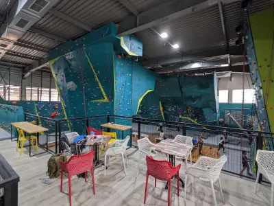 Bons - Europe climbing center
