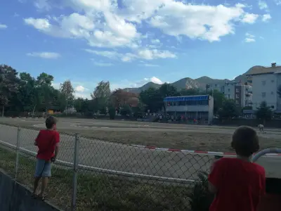 Автомоделна Писта
