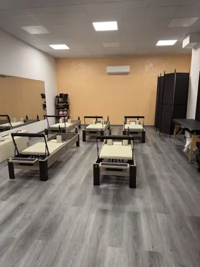 Vistudio-pilates reformer and rehab
