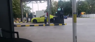 Бензиностанция Кадис Ойл
