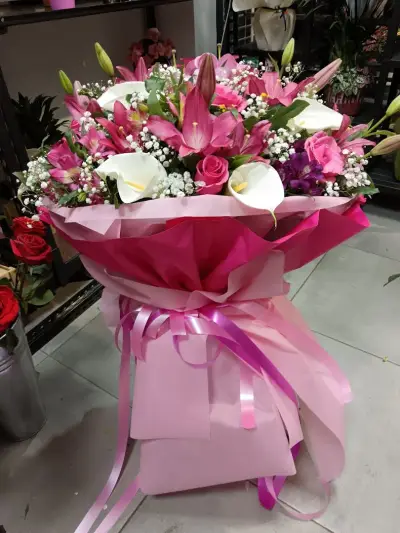 Daria Flowers