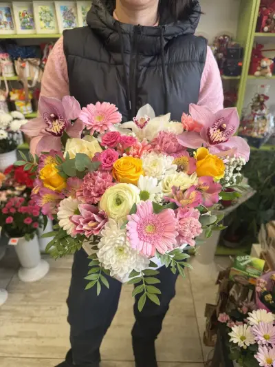 Магазин за цветя SI flowers