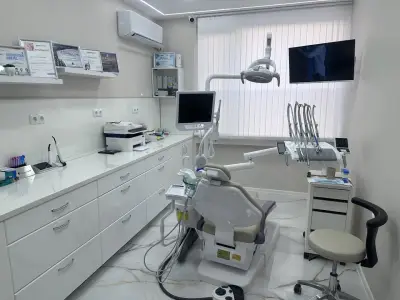Д-р Атанас Гайдаров - зъболекар / Dr. Gaidarov - dentist