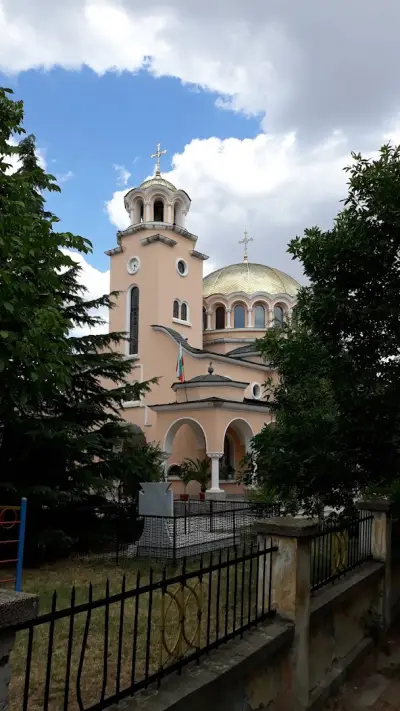 Църковен храм "Св. Георги"