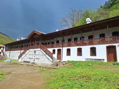 Елешнишки манастир
