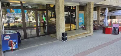 Pause Shop & Coffee