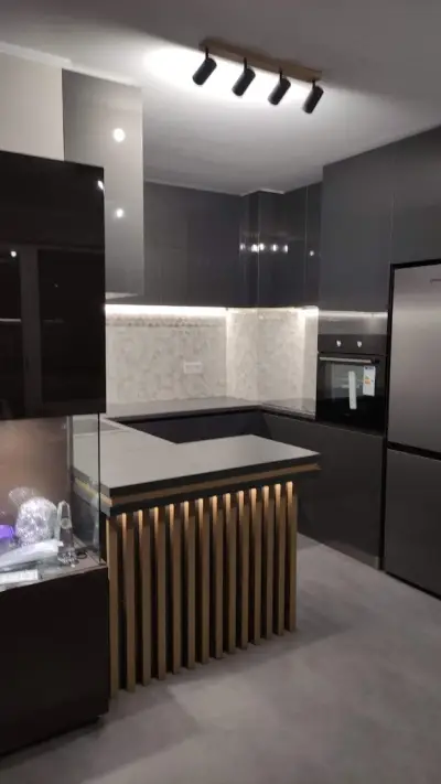 Castello Sky Lounge / Хотел / Апартамент / Stara Zagora