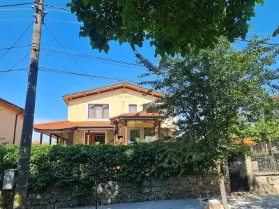 Вила Лотос, Хисаря