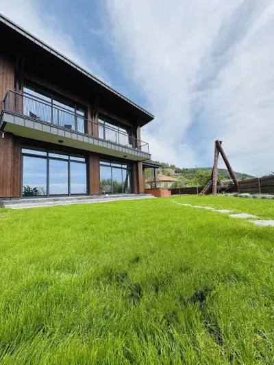 Veles Luxury House