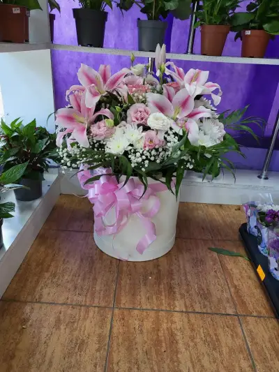 Магазин за цветя "Juliana flowers"