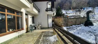 Вила Червен