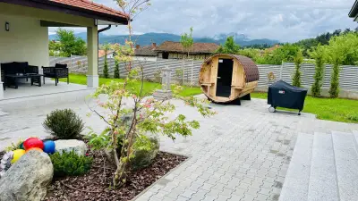 Chara Guest House