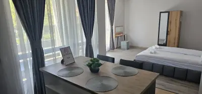 GREEN PARK Apartments and rooms for guests