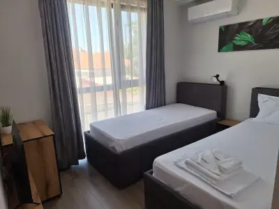 GREEN PARK Apartments and rooms for guests