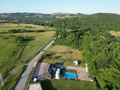 Camping Amazing Village