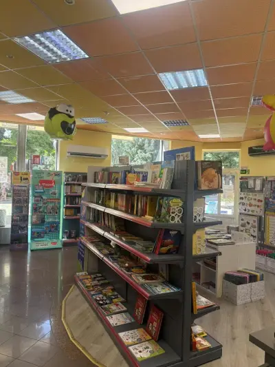 Книжарница Букварче