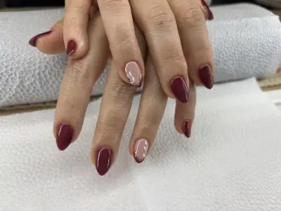 NM Beauty Nails by Mariana