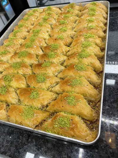 MONA ROSA - Baklava, Kunefe & Borek