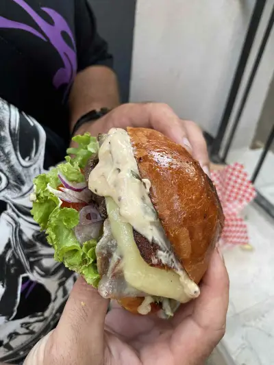 Top Burger