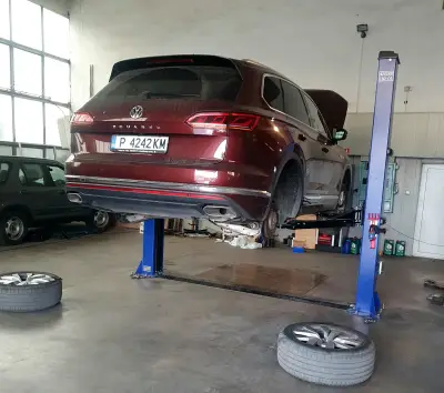 АВТОКОМПЛЕКС КОМФОРТ6177 ЕООД