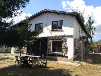 КЪЩА ЗА ГОСТИ ПОЛИ