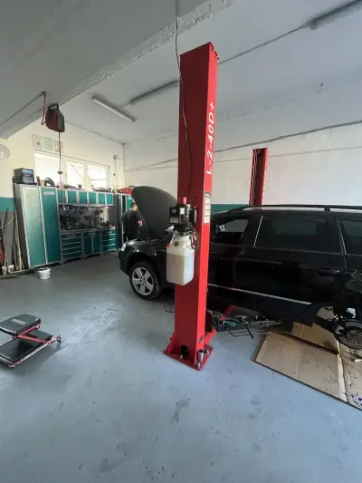 EM Garage