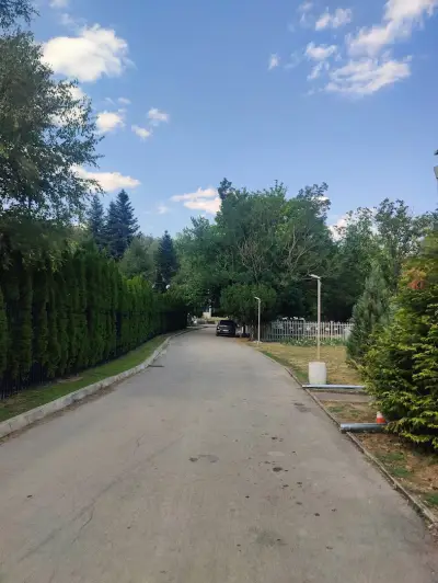 Басейн "Белият кон и Рая"