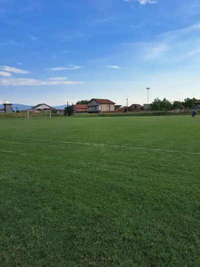 Стадион Царацово