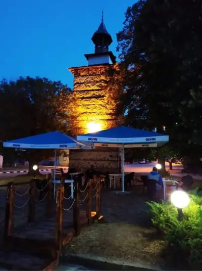 Кафеджийница при Часовникъ