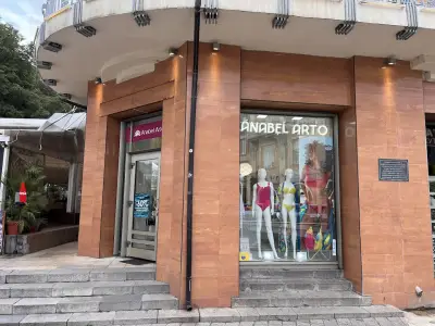 Anabel Arto Бутик на бельо и бански костюми