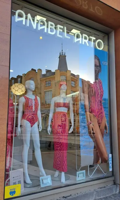 Anabel Arto Бутик на бельо и бански костюми