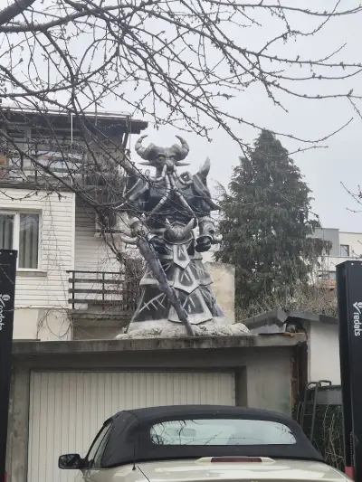 Kassadin Statue