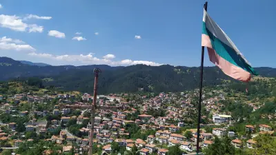 Дупчов камък