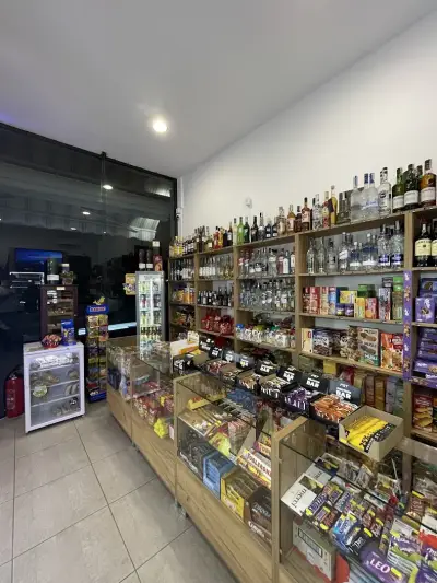 Алкохол, цигари, захарни изделия