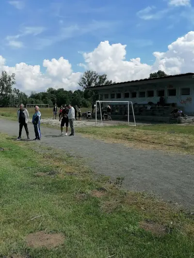 Стадион Казичене