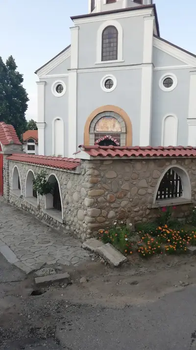 Храм „Рождество на Пресвета Богородица“
