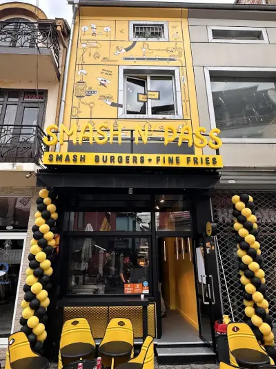 Smash N’ Pass | Plovdiv