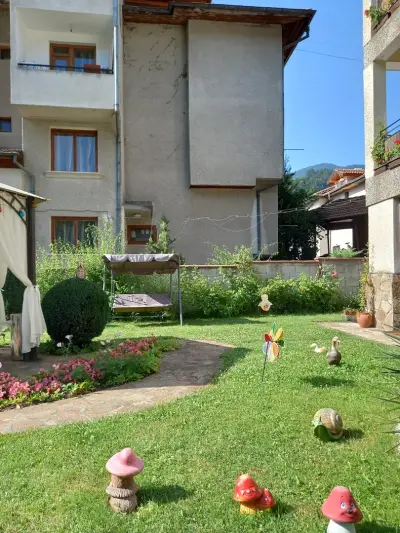 Guest House Detelina