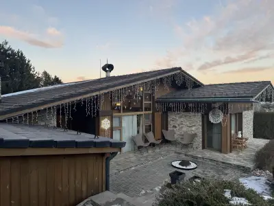 Vall-Di-Vall Ski Chalet & Golf Villa