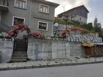 Хотел "Дени", Триград