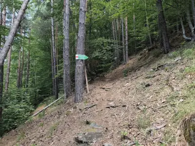 Скално образувание "Вързаният камък"