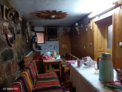 Къща за гости в Родопите "Росенови"