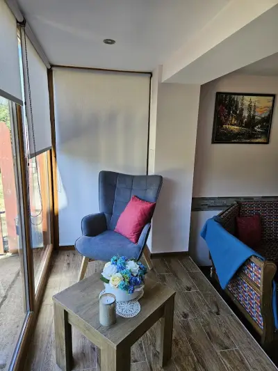 Iundova Guest House